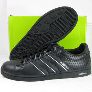 三叶草生活系列男款休闲板鞋 G10686