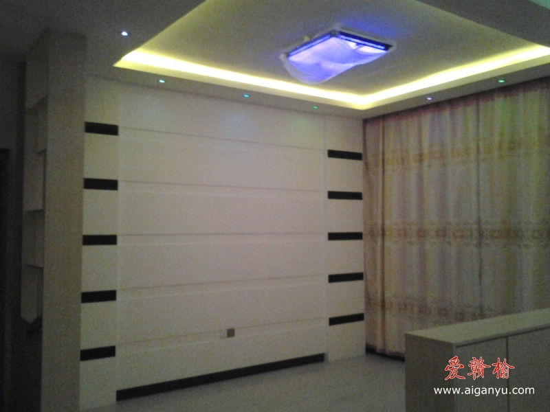 这是晚上的效果