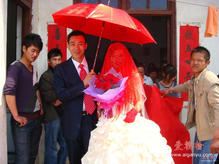 自己结婚时候的照片--令狐刀刀