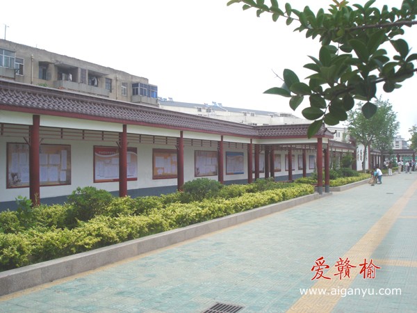 实验小学“硬笔长廊”