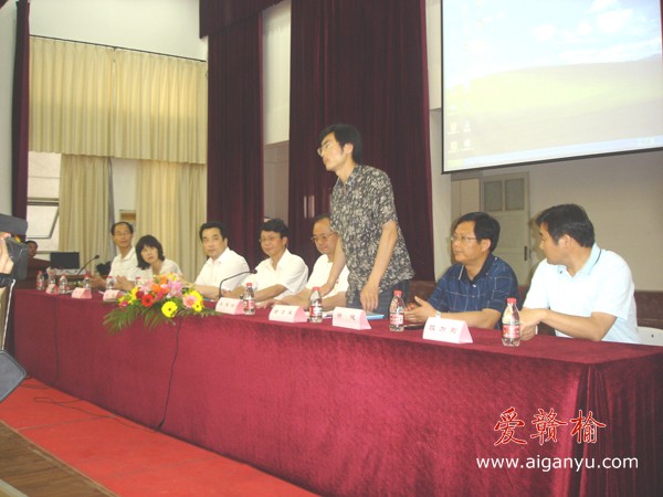 《书法报》编辑部的专家对活动表示祝贺