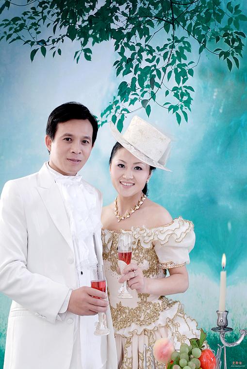 结婚十年，我老公却..