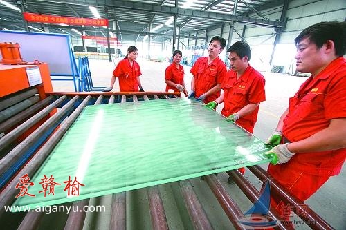 连云港造出防弹玻璃