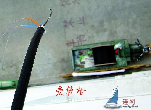 茗怡花园通信光缆遭盗割