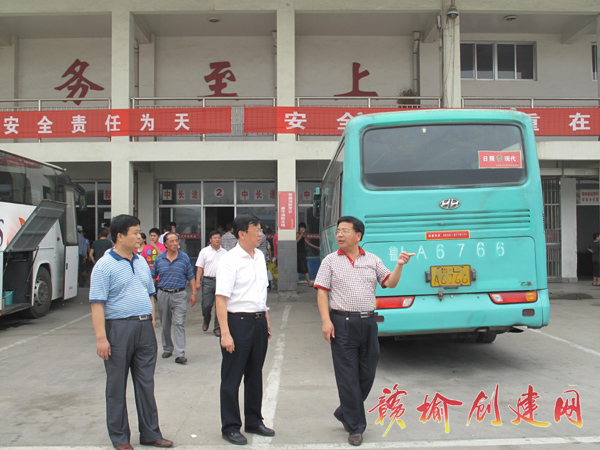 【图】副县长李冰检查指导夏季交通安全工作