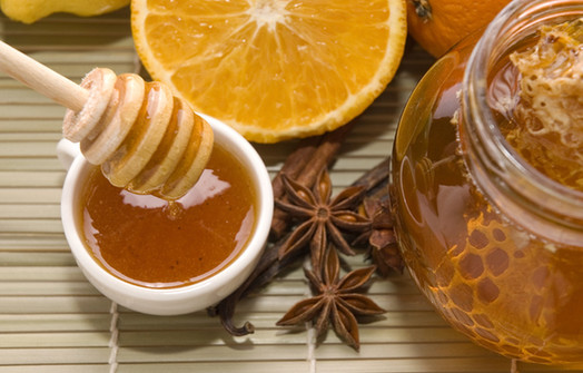 冬季蜂蜜很滋养