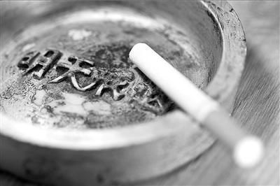 控烟报告主编：中国大陆控烟现状令人忧心