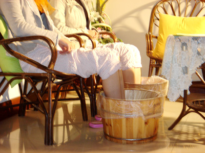 泡脚时间过长对身体有害无益