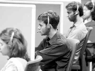 上班族敲击手三里颈背不酸痛