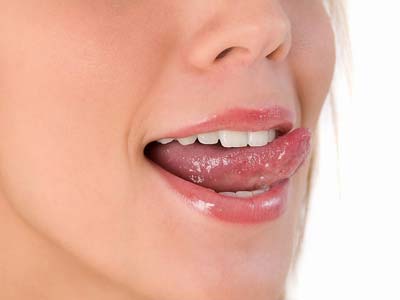 三个生活小细节帮你踢飞口臭