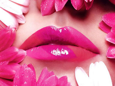 打造性感璀璨美唇的魔法四招