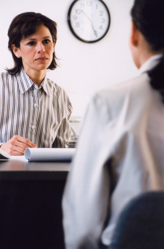 面试时，怎样看穿面试官的心理？