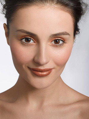 女人气血足不足，主要看这12个部位！