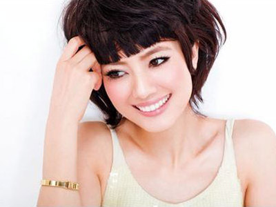 女人，千万别戴错胸罩！你的胸伤不起啊！