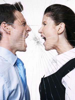 小心！女人十大行为最让男人心凉！