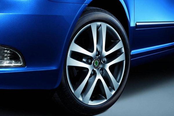 斯柯达明锐尽显高端A级车实力风范