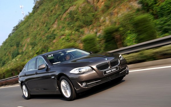 2013款BMW 5系Li开创高效互联商务生活理念