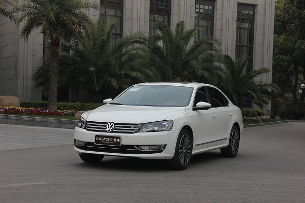 全新帕萨特稳占冠军宝座