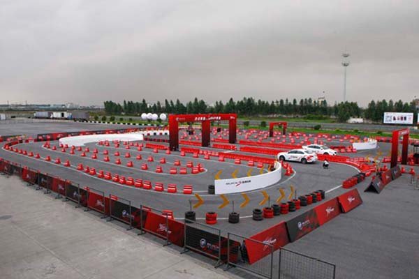 2012别克S弯挑战赛首站火热起跑