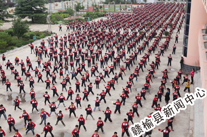 “快乐小乒乓”阳光运动迎“六一”活动