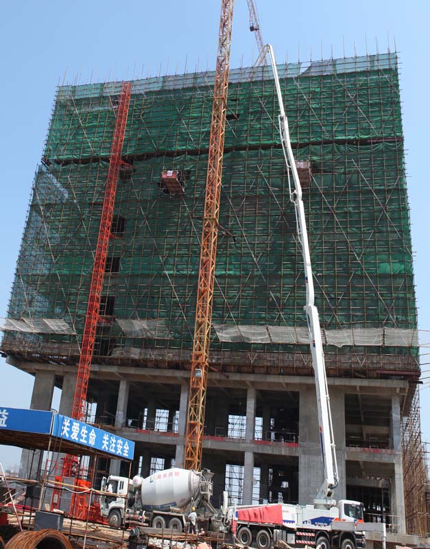 赣榆客运总站综合楼工程已施工至主体十层