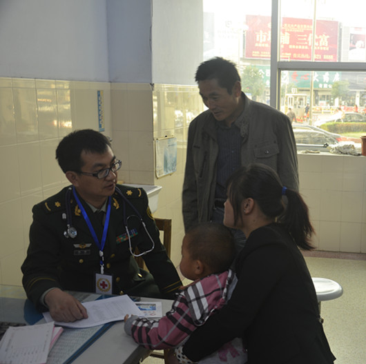 红十字“扶贫救心—苏北老区行”大型义诊活动在赣榆开展