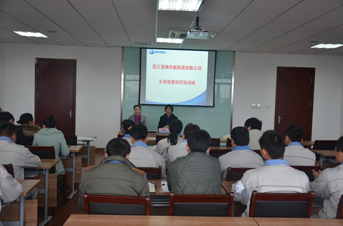 县红十字“救”在身边活动进国企