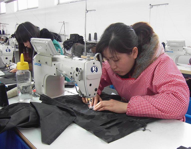 妇联：返乡农村妇女在家门口就业(图文)