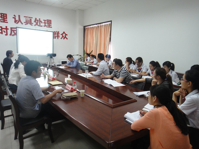 12345：加强业务建设  提升综合业务素质