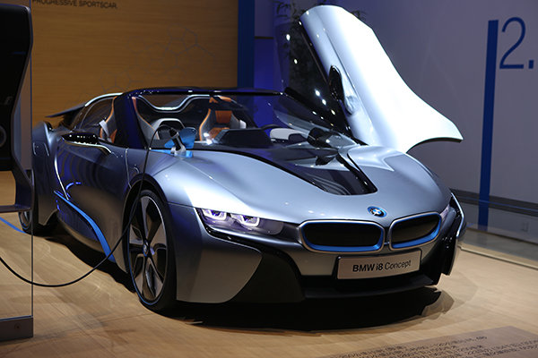 BMW i 天生电动环球之旅北京站开幕