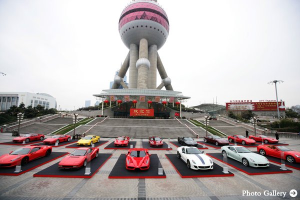 经济发展造就了超跑市场 第999位中国法拉利车主诞生
