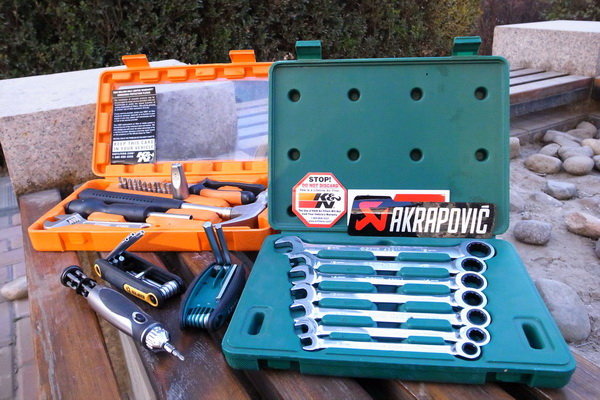 爱车养护必读Part 4：行车必备工具